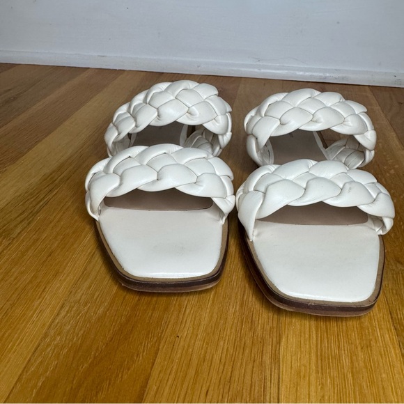 ✨3/$20✨ Time and Tru Women's Braided Two Band Sandals in Bone. Size 7 - Picture 3 of 13